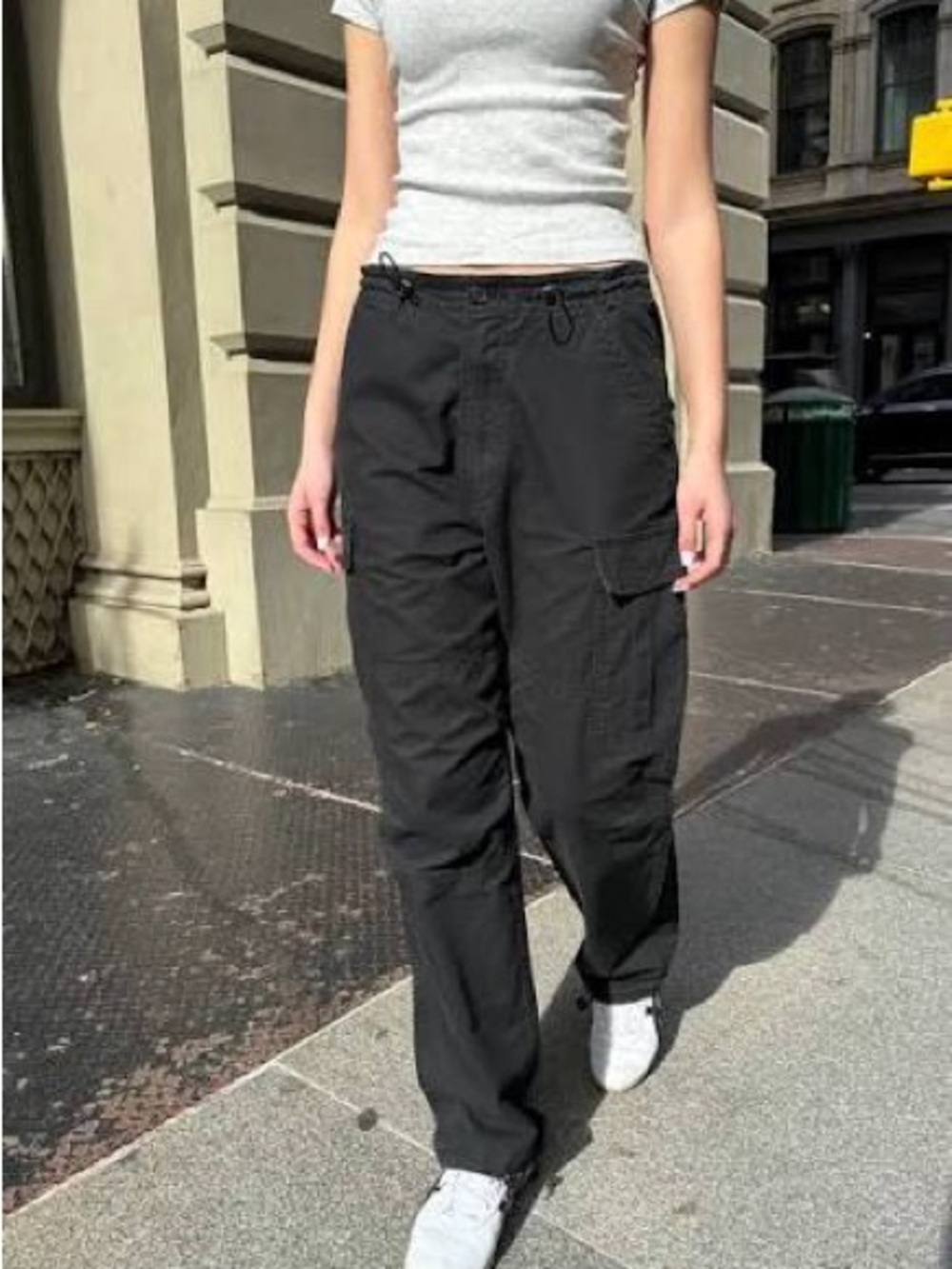 Brandy Melville Black Cargo Pants for Women - Relaxed Fit